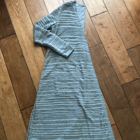 Lularoe Sarah - Picture 1 of 2